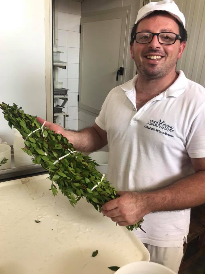 Cicco di Buono: la mozzarella nel mirto, un Presidio Slow Food